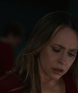 9-1-1-S08E18-033.jpg