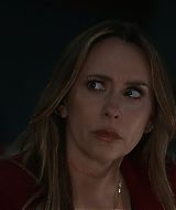 9-1-1-S08E18-040.jpg