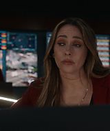 9-1-1-S08E18-054.jpg