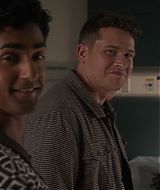 9-1-1-S08E18-112.jpg
