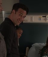 9-1-1-S08E18-115.jpg